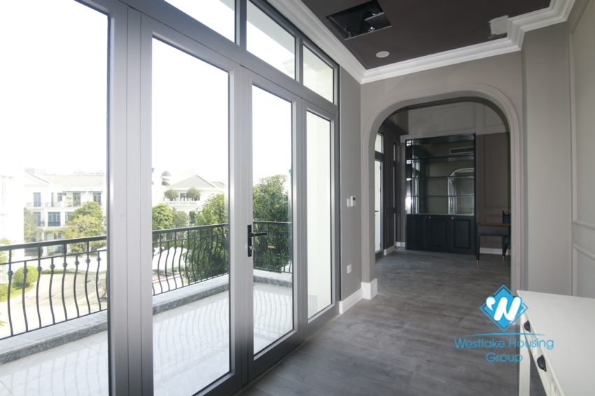 Brand new villa for rent in Vinhome Harmony.